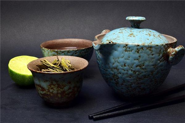 周公解夢夢到從懸崖滑下 夢見從懸崖掉下去是什么夢 周公解夢夢到從懸崖滑下 夢見從懸崖掉下去是什么夢