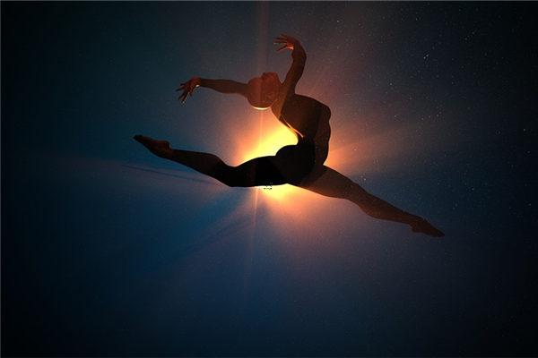 周公解夢夢見盆和桶 夢見盆子里有屎是什么意思