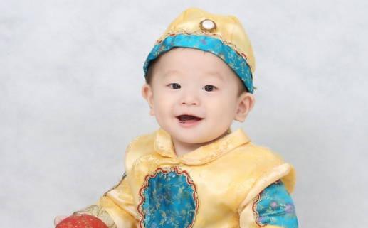 在為男孩起名時(shí)應(yīng)該避免使用哪些類型的字 給男孩取名字用什么字好 在為男孩起名時(shí)應(yīng)該避免使用哪些類型的字 給男孩取名字用什么字好