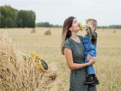 夢見開車爬陡坡