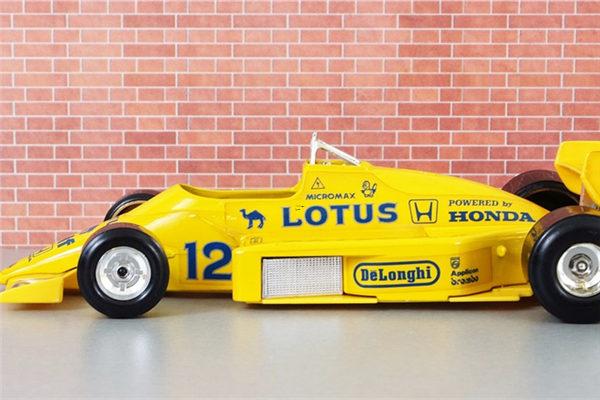 夢(mèng)見(jiàn)掉水里淹死 夢(mèng)見(jiàn)掉水里淹死