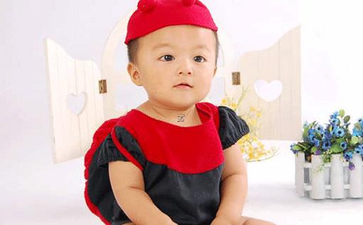 百家姓好聽的何姓寶寶名字大全 百家姓好聽的何姓寶寶名字大全四個字 百家姓好聽的何姓寶寶名字大全 百家姓好聽的何姓寶寶名字大全四個字