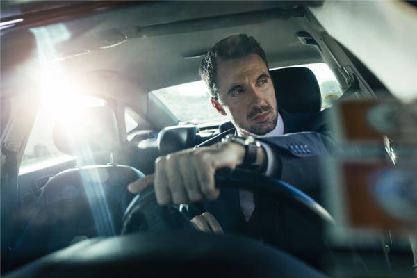 如何看手相的準(zhǔn)確位置 如何看手相的準(zhǔn)確位置