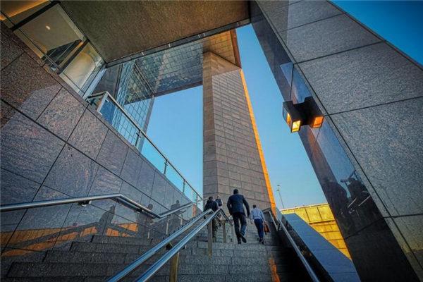 夢見不是親生的 夢見不是親生的