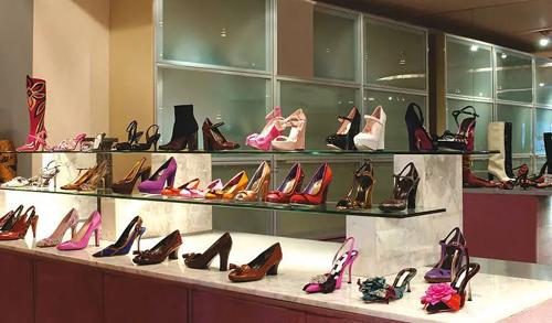 夢(mèng)見狼追自己是什么預(yù)兆 夢(mèng)見狼追自己是什么預(yù)兆