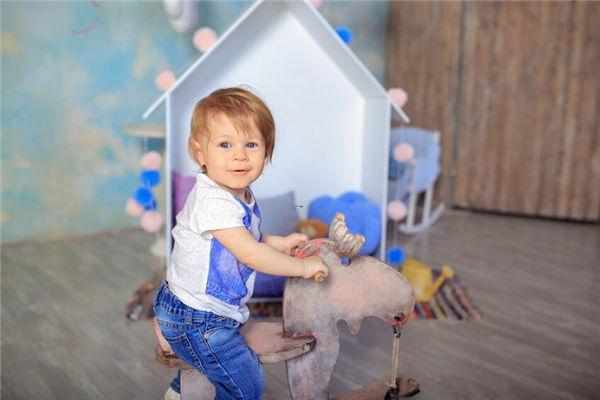 夢(mèng)見(jiàn)被打劫