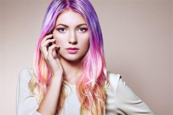 從手形看你一生的命運,你的手型能決定人的命運嗎 從手形看你一生的命運,你的手型能決定人的命運嗎